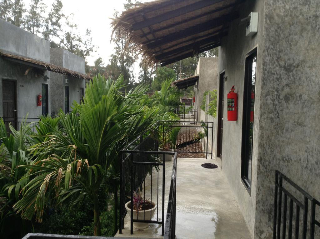 The Curve Residence Khao Tao Exterior photo